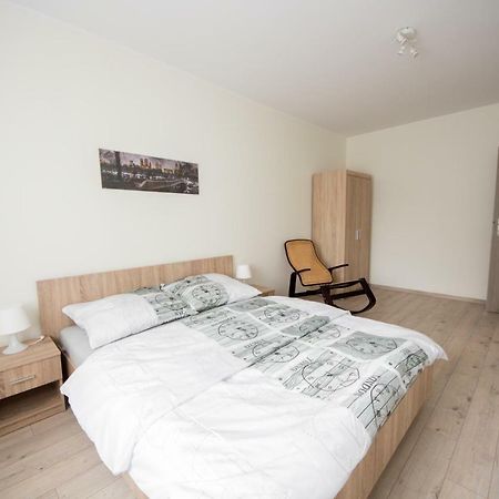 Apartament Zebcowska Ostrow Wielkopolski Bagian luar foto