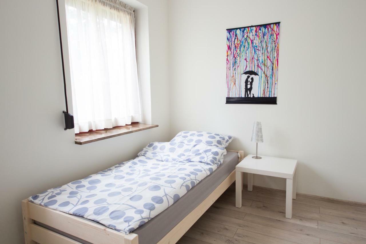 Apartament Zebcowska Ostrow Wielkopolski Bagian luar foto